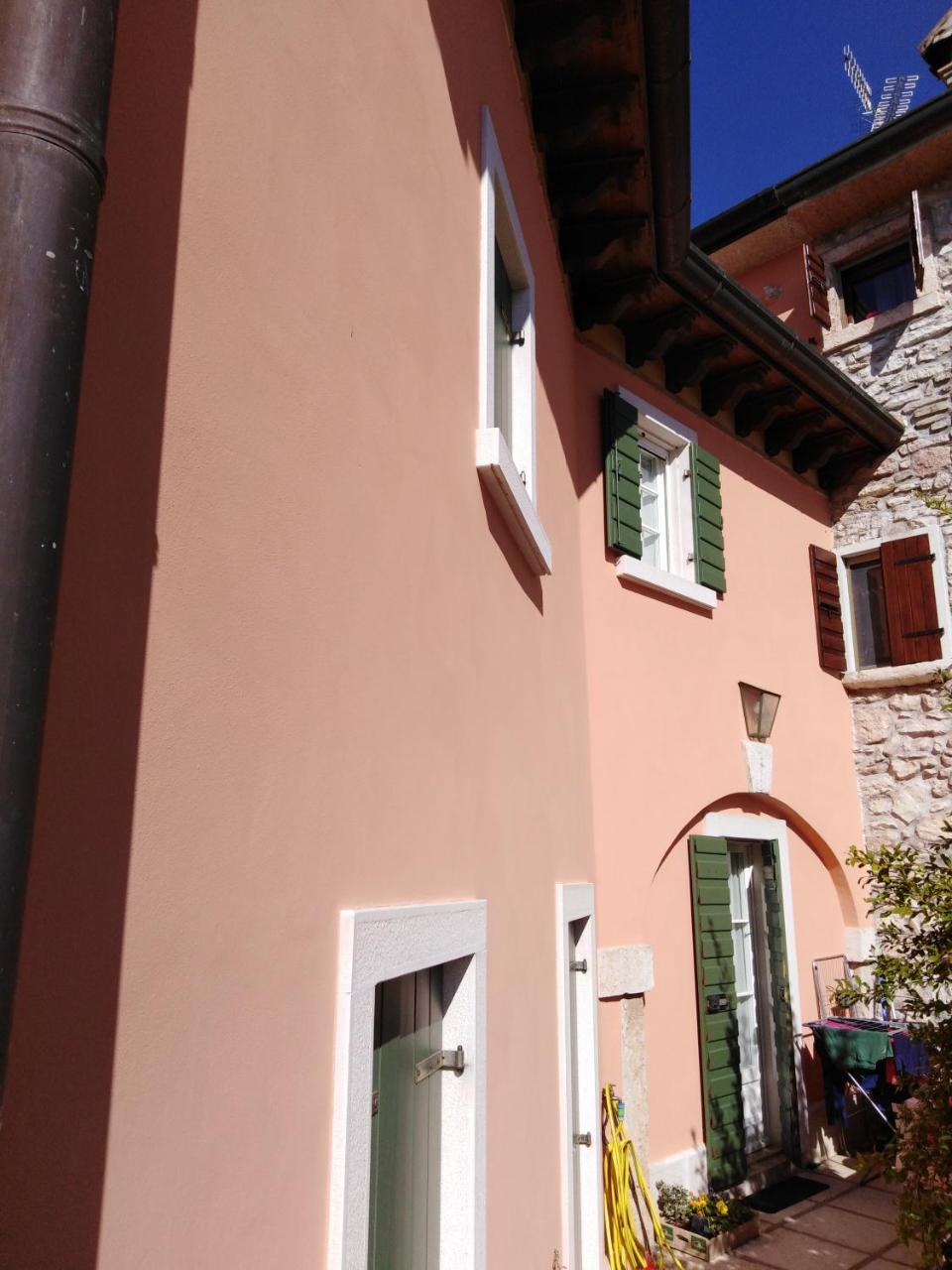 Casa Del Capitello Caprino Veronese Exterior foto