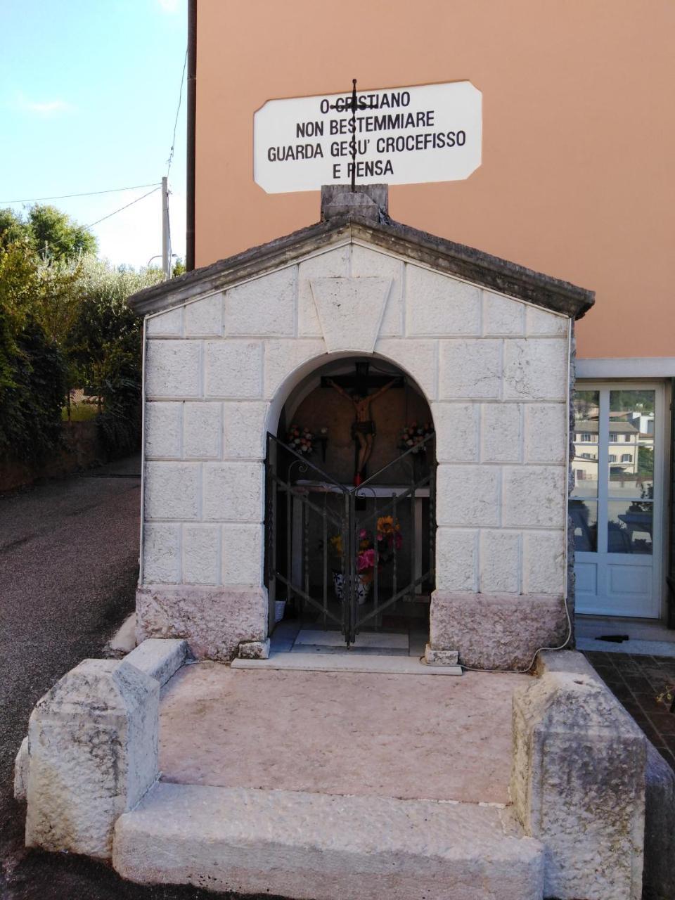 Casa Del Capitello Caprino Veronese Exterior foto